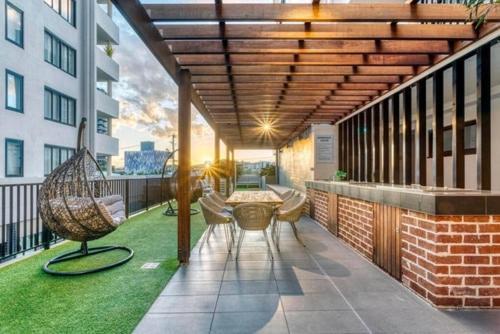 Inner City 1 Bedroom Apartment With Rooftop Pool And Parking - Serain Residences Brisbane Eksteriør bilde